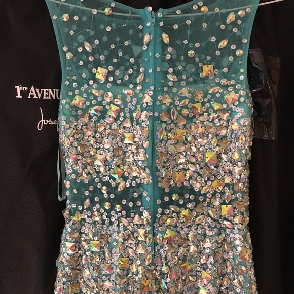 Joseph Ribkoff Mermaid Prom/Wedding Dress - Picture 7 of 13